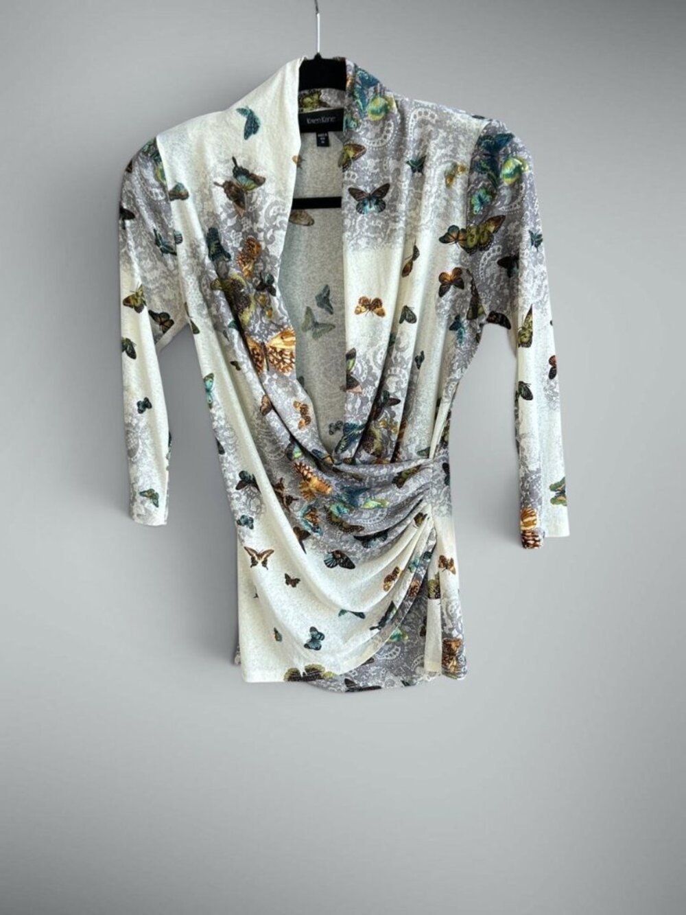 Karen Kane Faux Wrap Top Butterfly Print Ruched Sides Size M